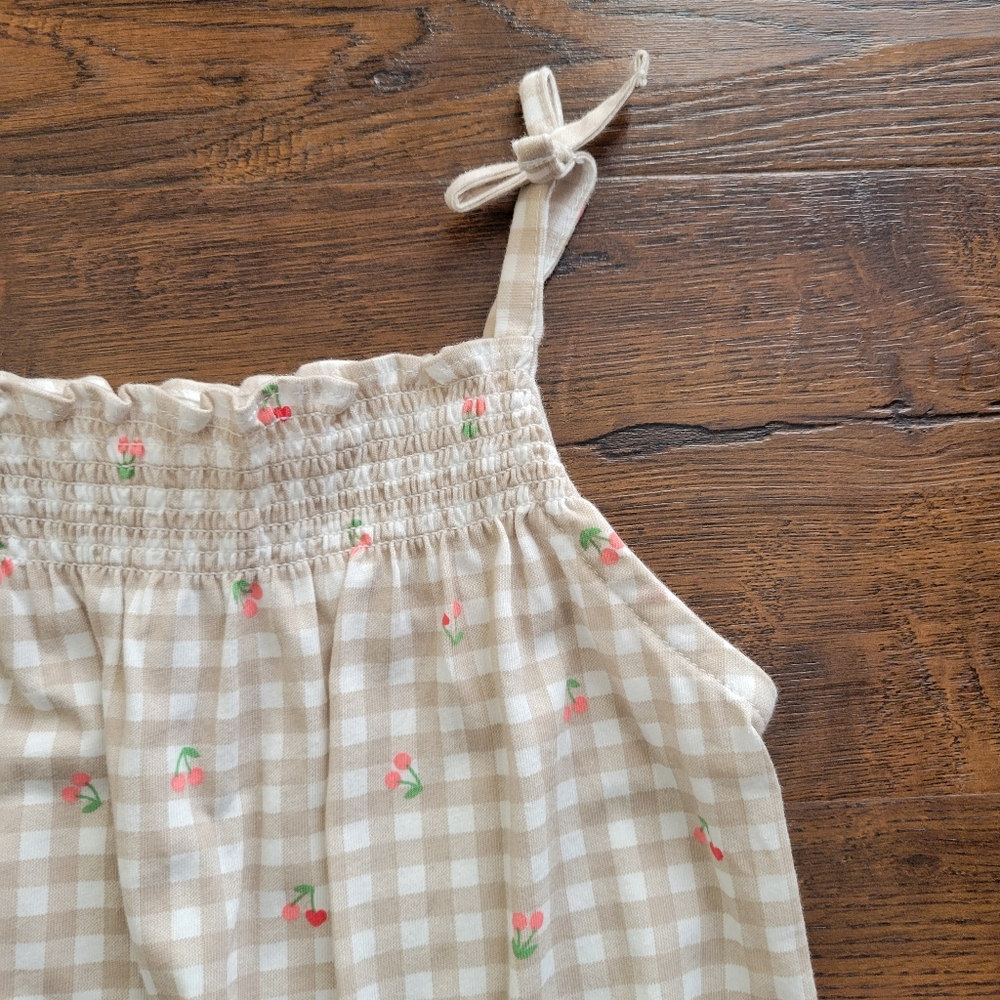 3 Rompers - Picture 5 of 12